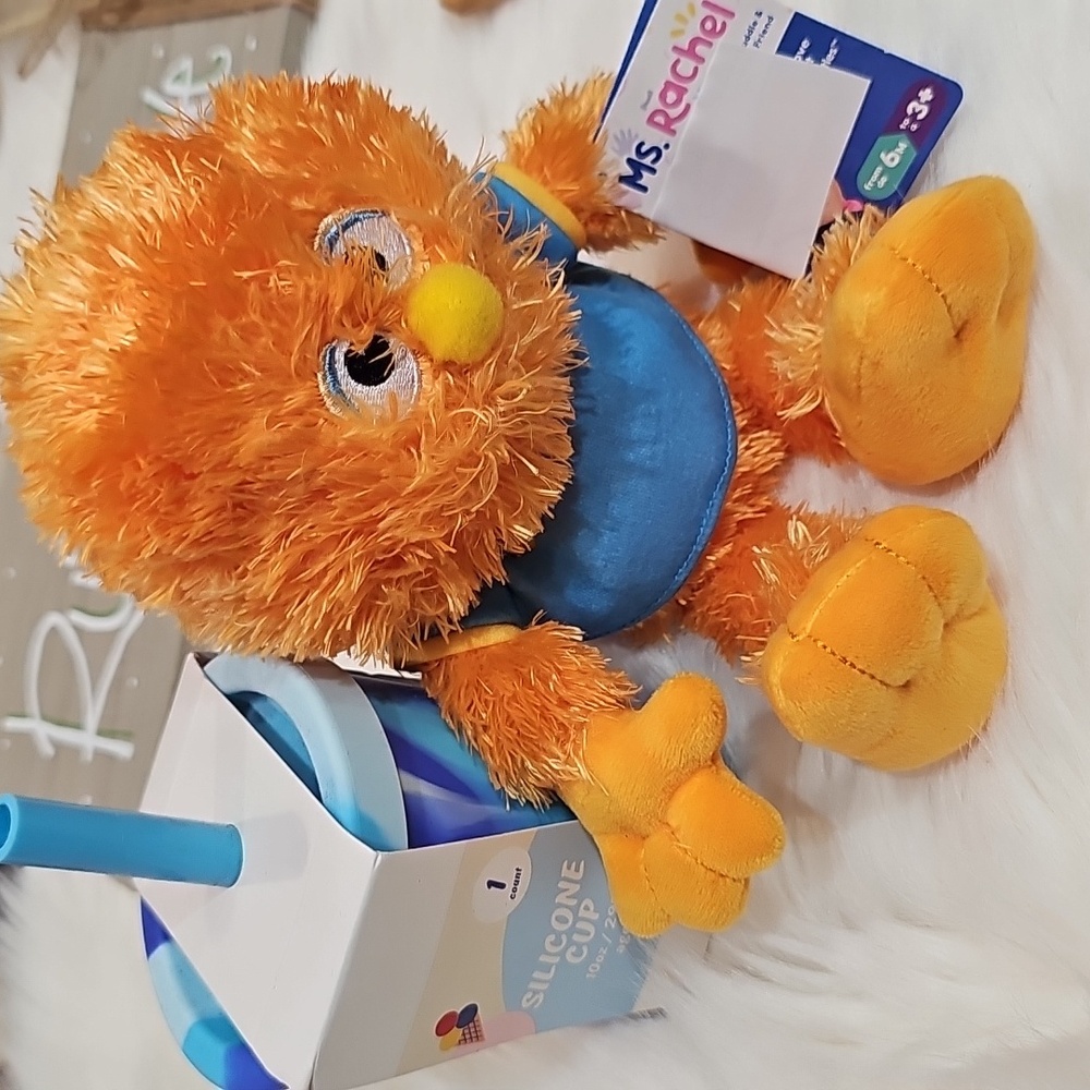 Nwt Ms. Rachel Herbie Snuggle Toy & Scilicone Soft Cup With straw
